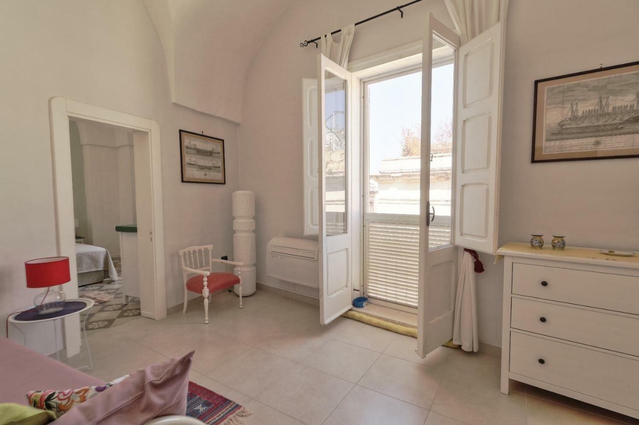 Slow Lecce - Old Town Apartment Sit Luaran gambar