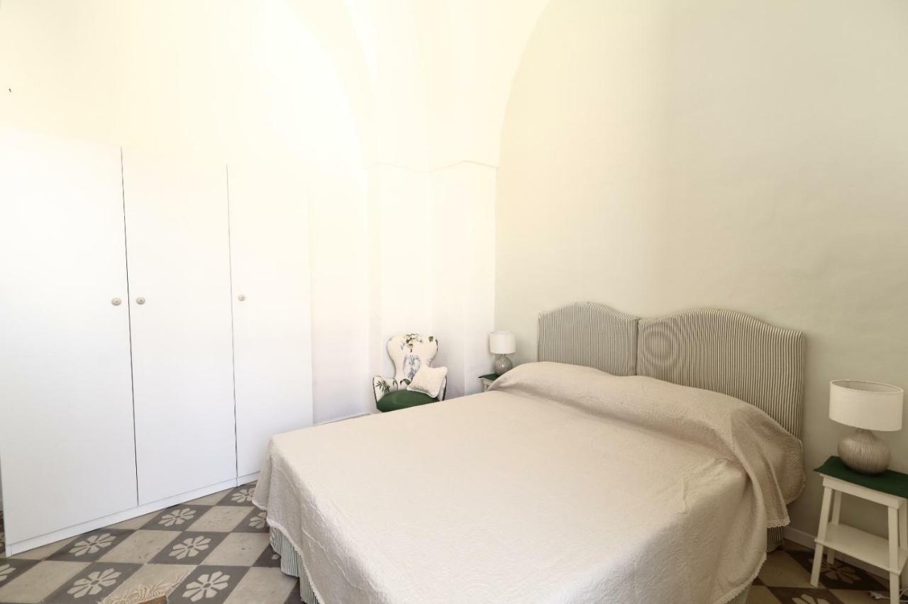 Slow Lecce - Old Town Apartment Sit Luaran gambar